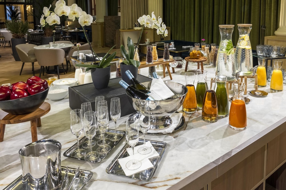 NH Collection Prague Carlo IV — Restaurant in Prague, Prague
