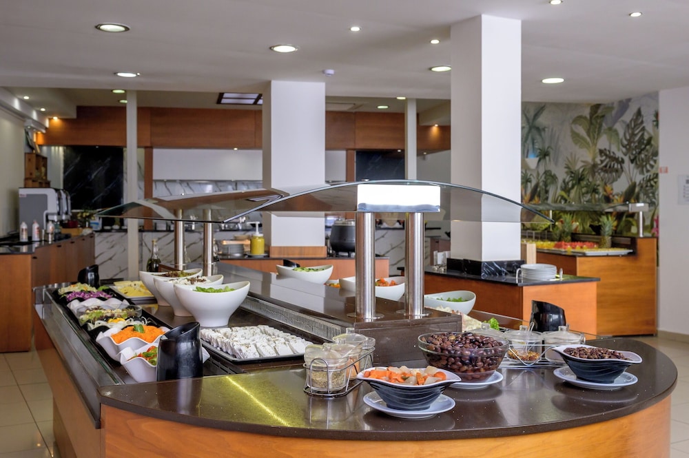 Eurohotel Katrin Hotel & Bungalows — Restaurant & bars in Stalida