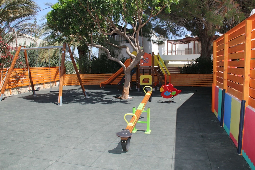 Eurohotel Katrin Hotel & Bungalows — Attractions for children in Stalida