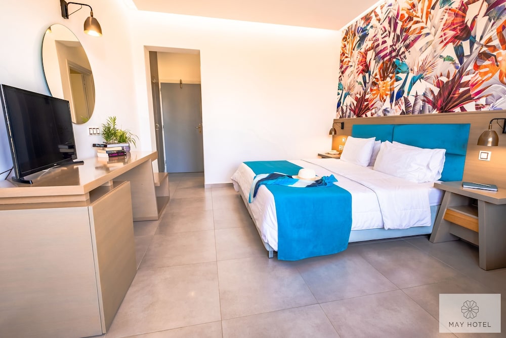 May Beach Hotel — Hotel rooms in Rethymnon