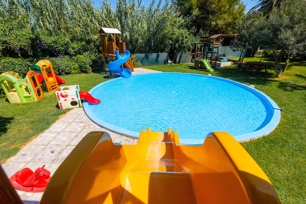 May Beach Hotel — Swimming pool in Rethymnon