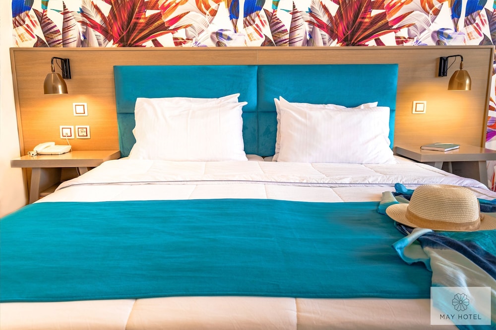 May Beach Hotel — Hotel rooms in Rethymnon