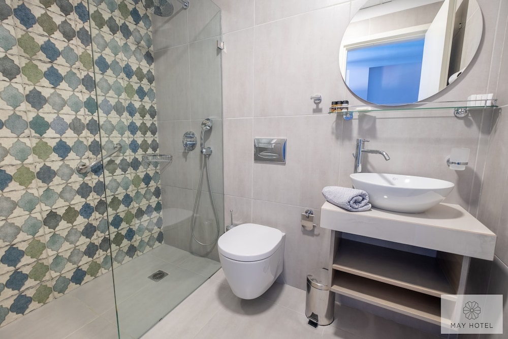 May Beach Hotel — Hotel rooms in Rethymnon