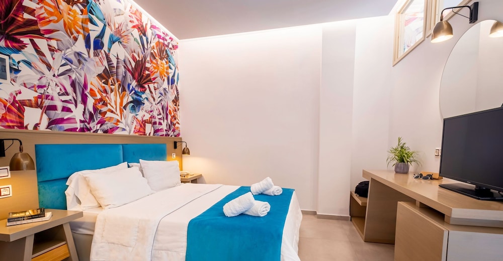 May Beach Hotel — Hotel rooms in Rethymnon