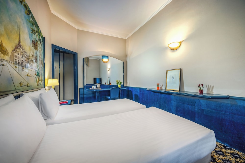 iH Hotels Milano Ambasciatori — Hotel rooms in Milan, Lombardy