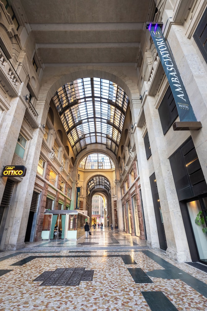 iH Hotels Milano Ambasciatori — Attractions in the area in Milan, Lombardy
