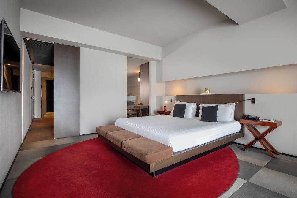 iH Hotels Milano Ambasciatori — Hotel rooms in Milan, Lombardy