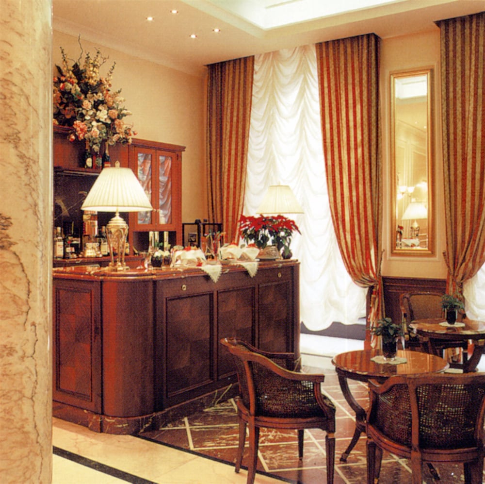 Andreola Central Hotel - zdjęcie 4