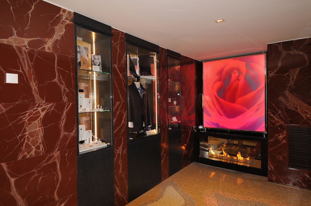 c-hotels Rubens — Hotel building in Milan, Lombardy