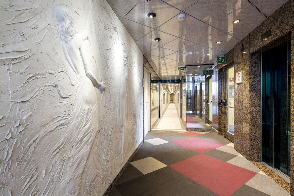 c-hotels Rubens — Hotel building in Milan, Lombardy