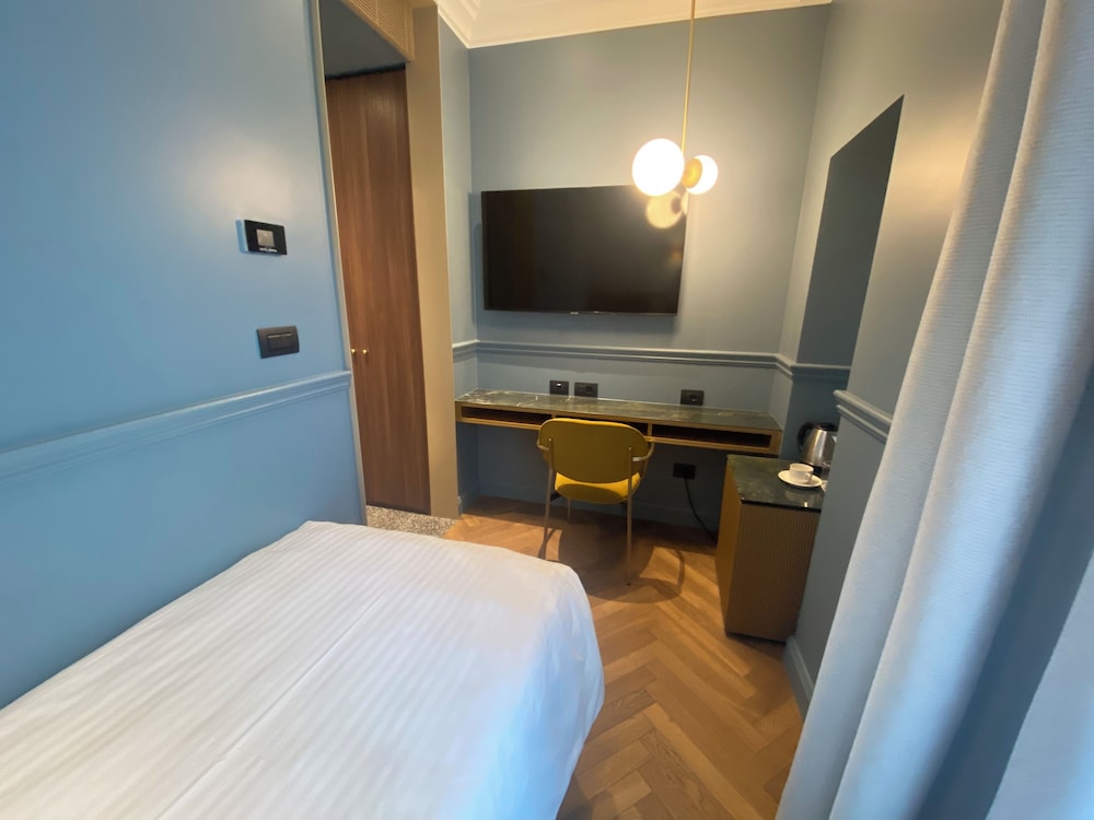 Hotel Berna — Hotel rooms in Milan, Lombardy