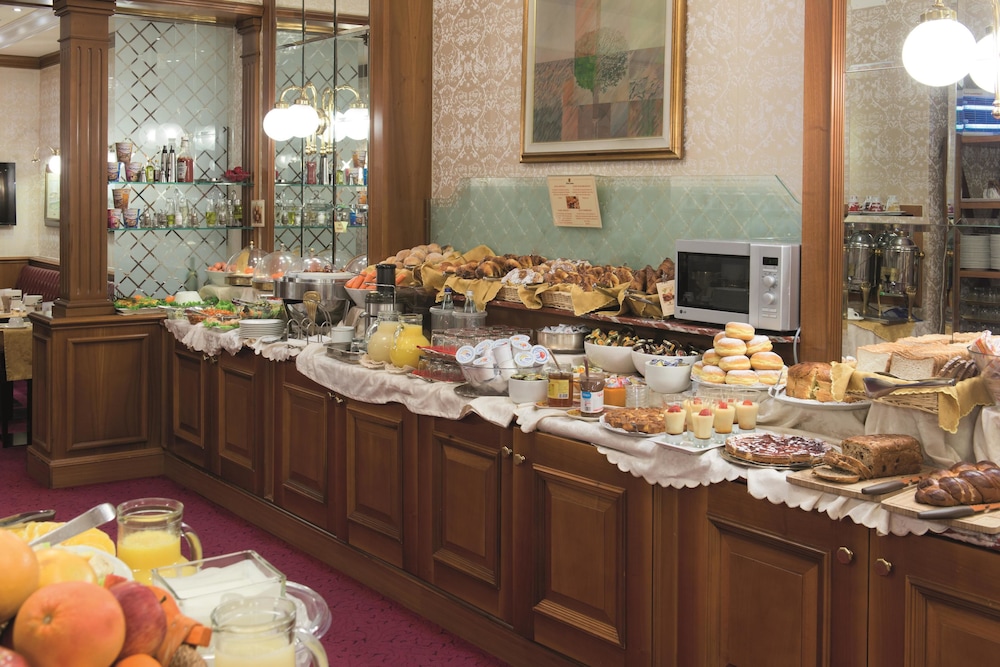 Hotel Berna — Restaurant & bars in Milan, Lombardy