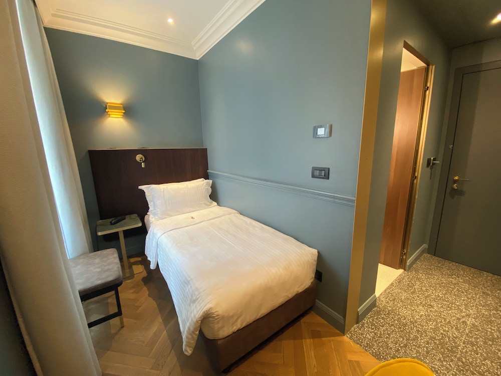 Hotel Berna — Hotel rooms in Milan, Lombardy