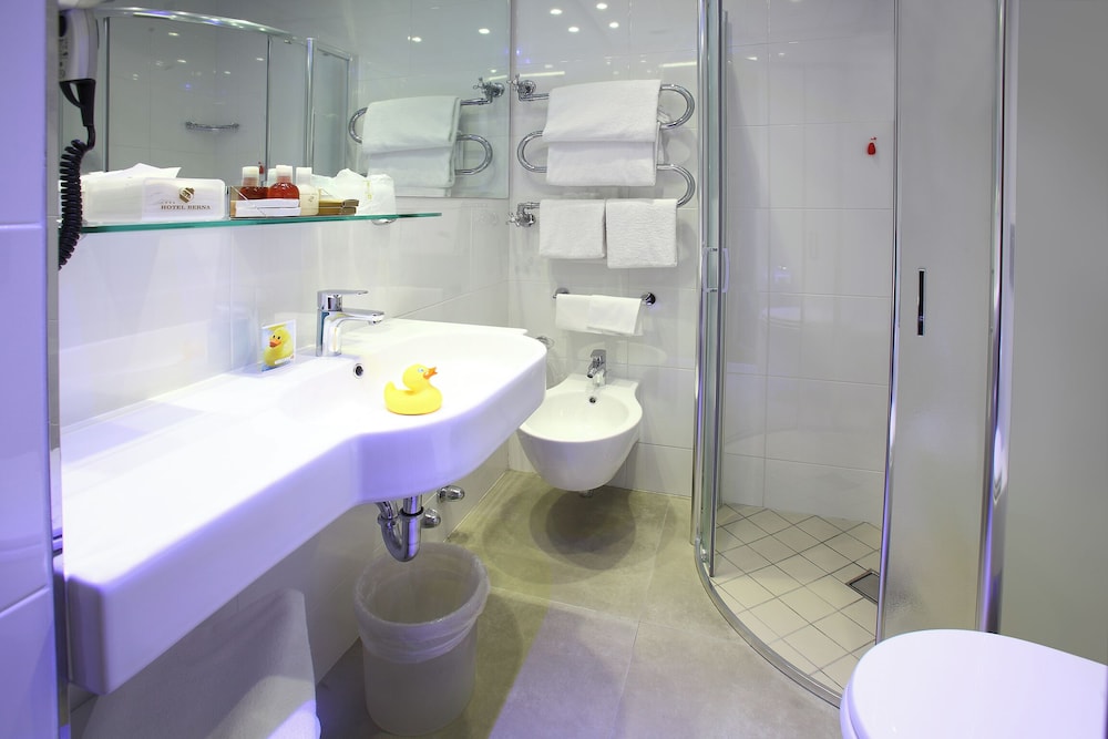 Hotel Berna — Hotel rooms in Milan, Lombardy