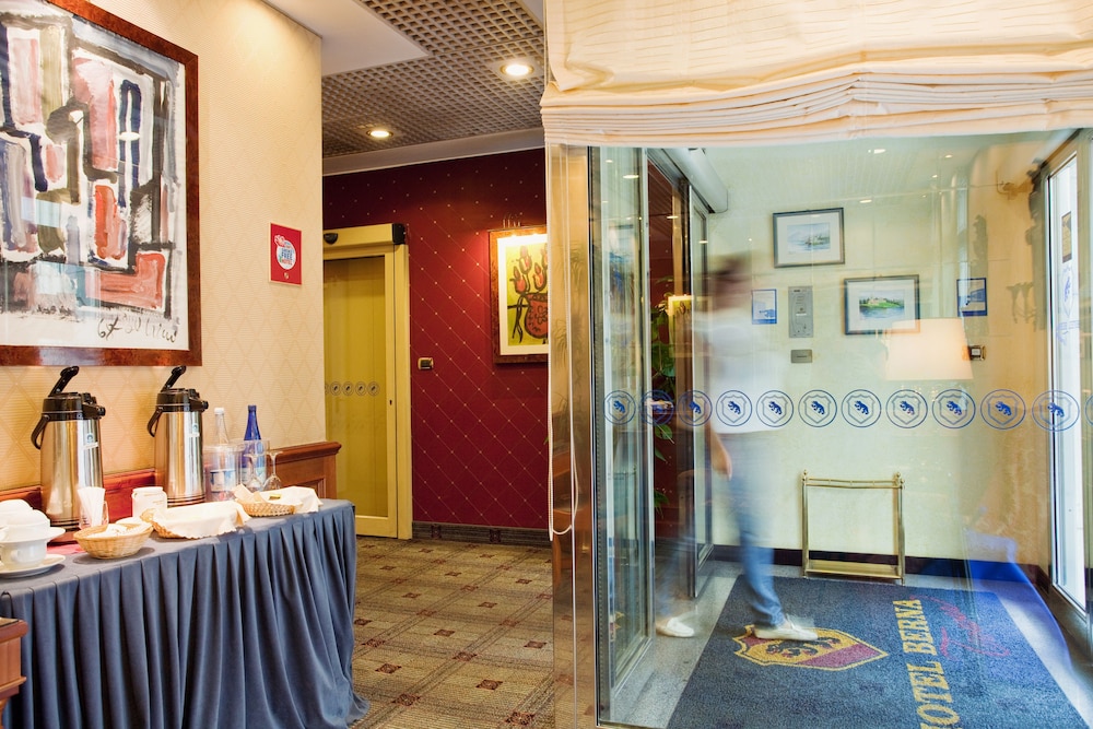 Hotel Berna — Hotel building in Milan, Lombardy