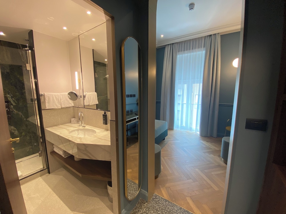 Hotel Berna — Hotel rooms in Milan, Lombardy