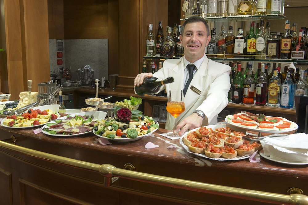Hotel Berna — Restaurant & bars in Milan, Lombardy