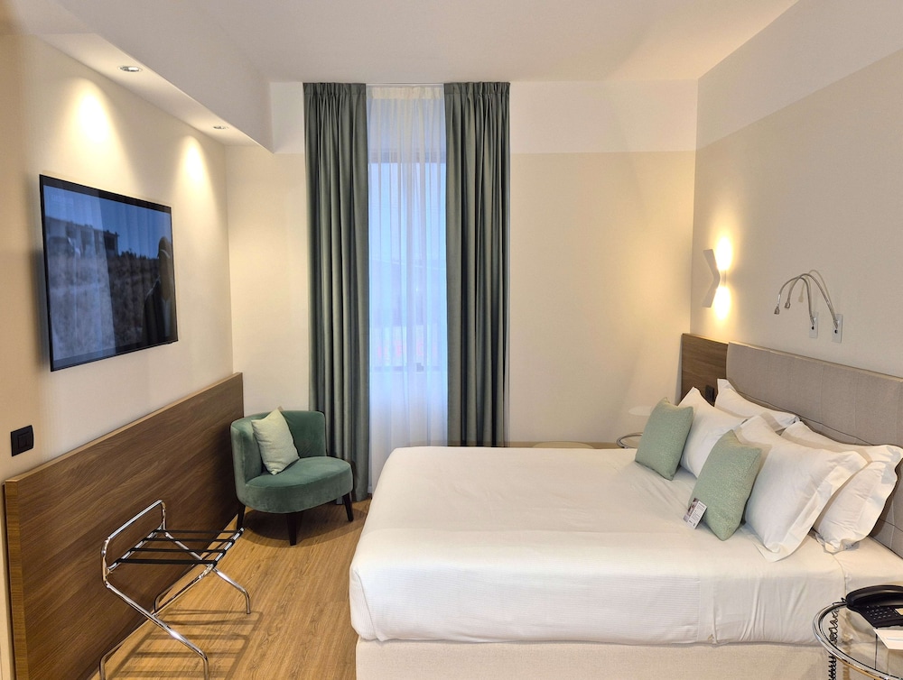 Best Western Hotel City — Hotel rooms in Milan, Lombardy
