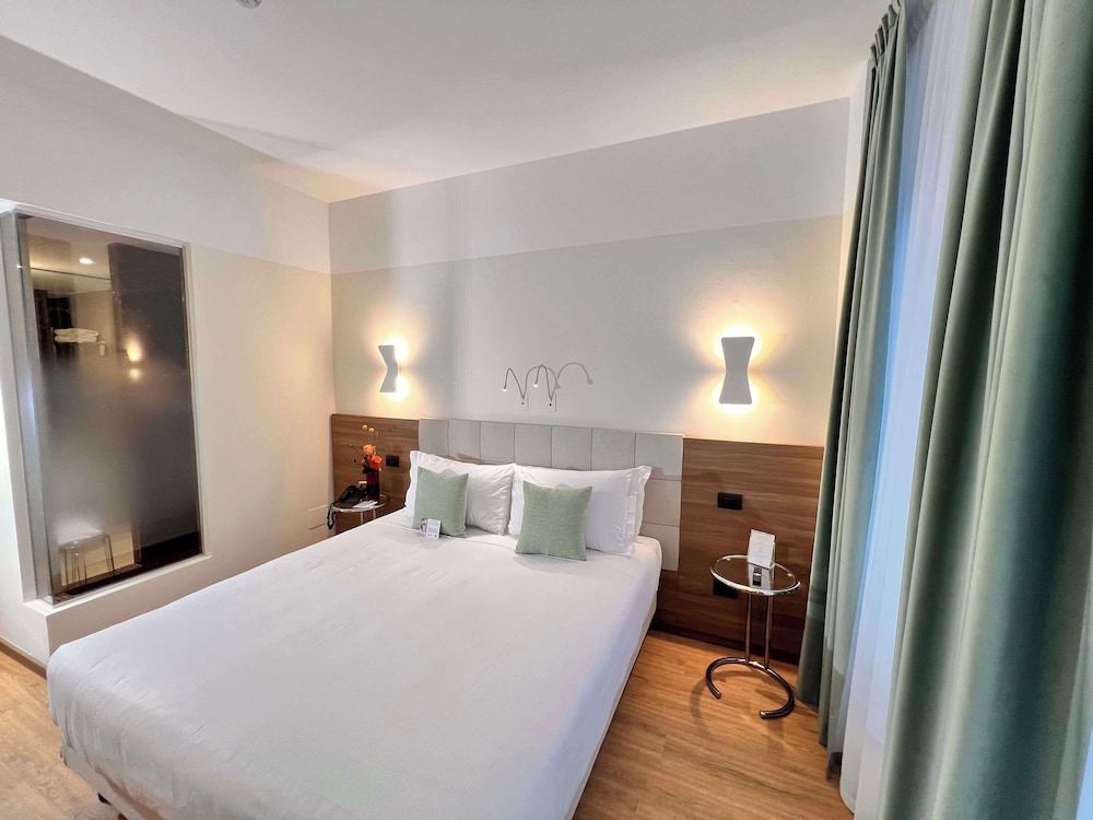 Best Western Hotel City — Hotel rooms in Milan, Lombardy