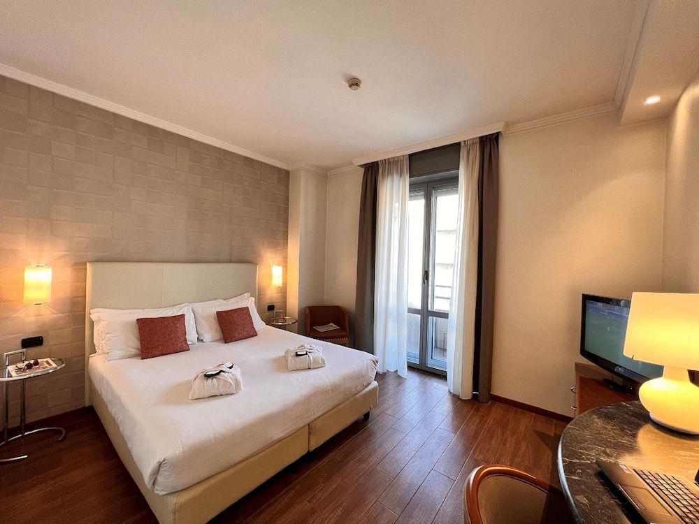 Best Western Hotel City — Hotel rooms in Milan, Lombardy