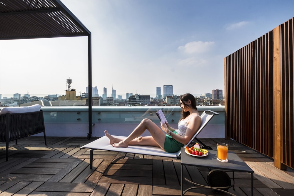 Best Western Hotel City — Hotel building in Milan, Lombardy