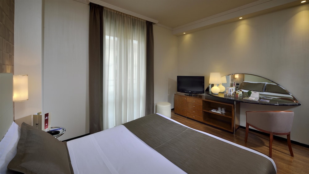 Best Western Hotel City — Hotel rooms in Milan, Lombardy