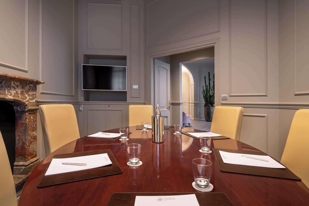 WorldHotel Casati 18 — Hotel building in Milan, Lombardy