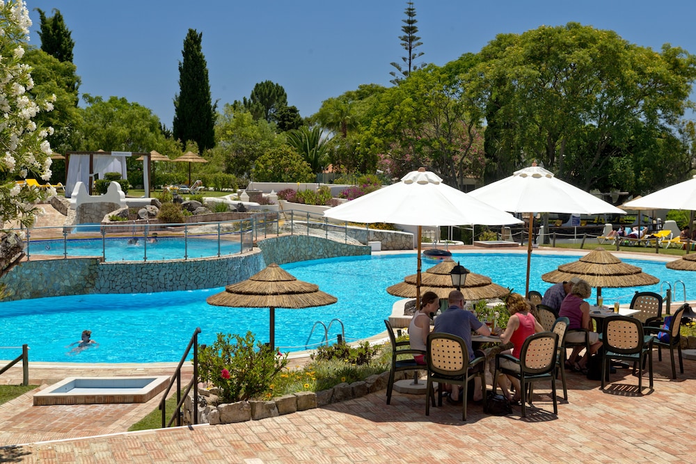 Rocha Brava Village Resort — Swimming pool in Carvoeiro, Faro