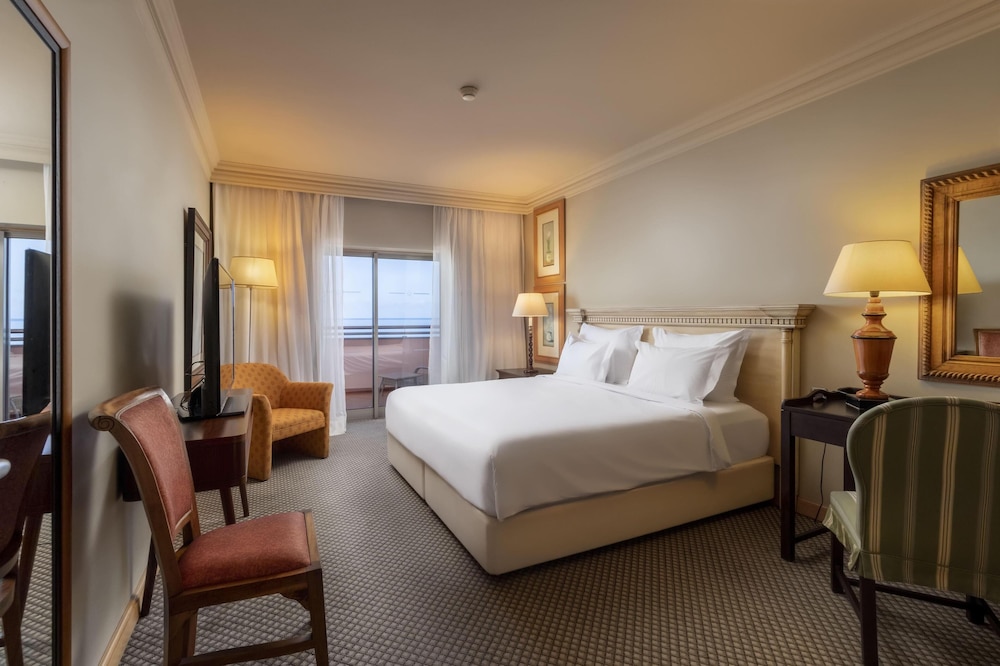 Royal Savoy - Ocean Resort - Savoy Signature — Hotel rooms in Funchal, Madeira