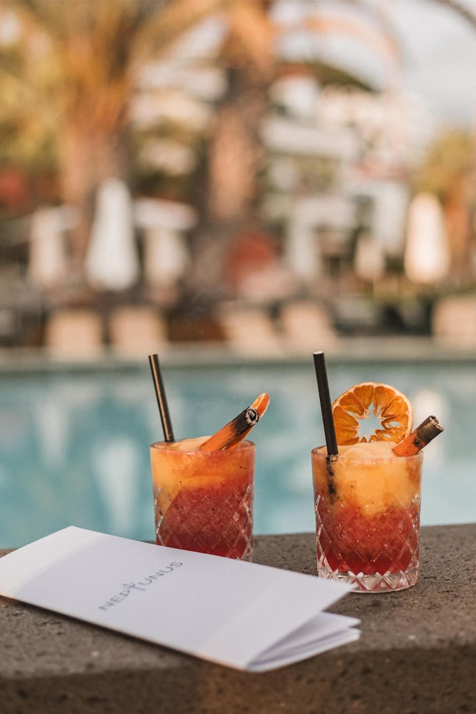Royal Savoy - Ocean Resort - Savoy Signature — Restaurant & bars in Funchal, Madeira