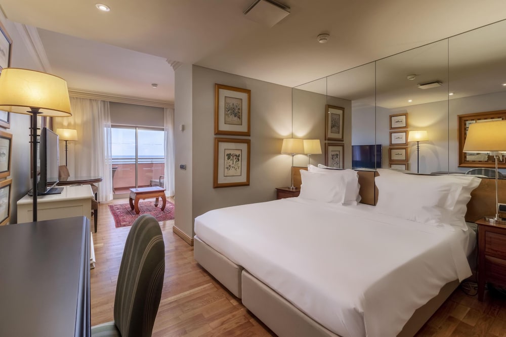 Royal Savoy - Ocean Resort - Savoy Signature — Hotel rooms in Funchal, Madeira