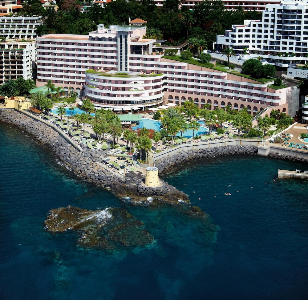 Royal Savoy - Ocean Resort - Savoy Signature — Main photo in Funchal, Madeira