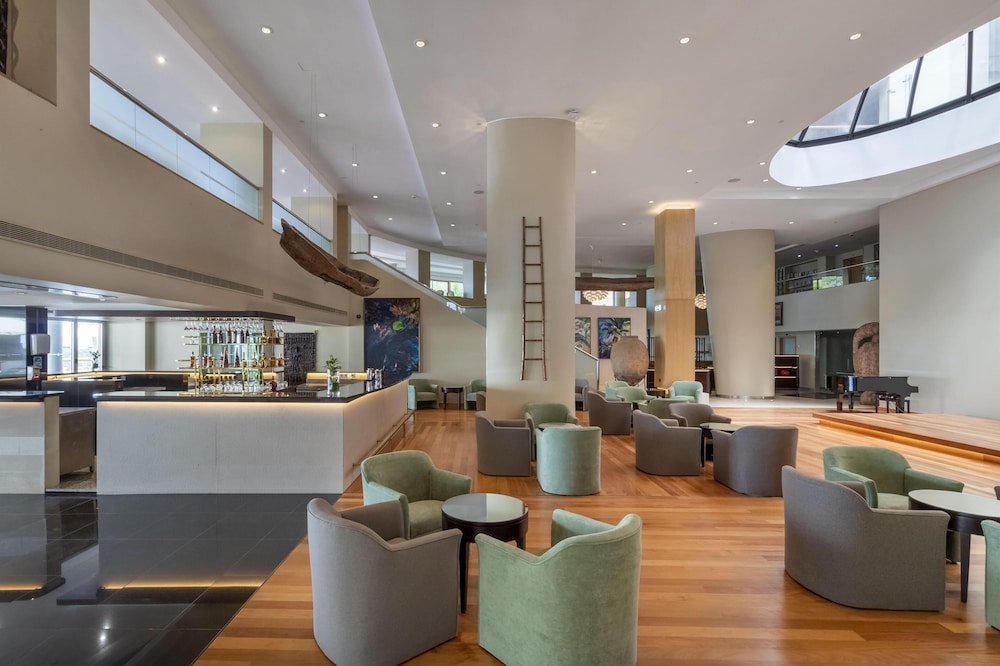 Royal Savoy - Ocean Resort - Savoy Signature — Restaurant & bars in Funchal, Madeira