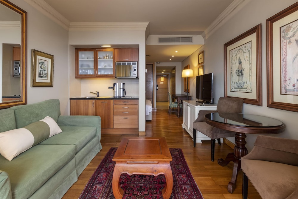 Royal Savoy - Ocean Resort - Savoy Signature — Hotel rooms in Funchal, Madeira