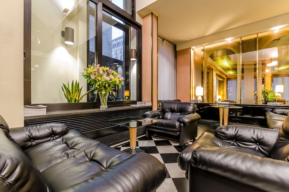 Hotel Brunelleschi — Hotel building in Milan, Lombardy