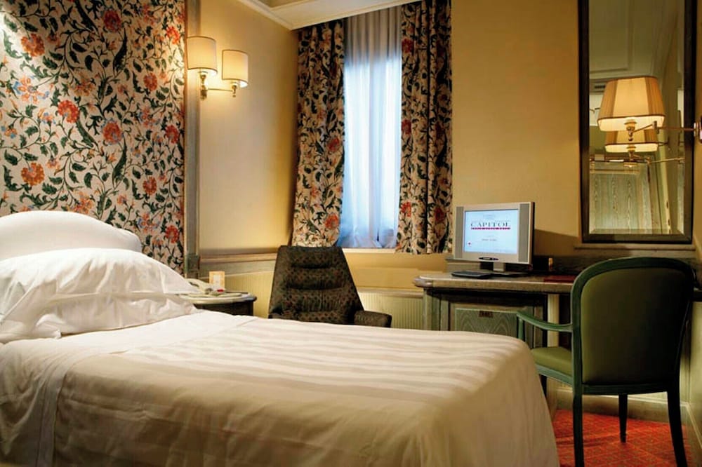 Hotel Capitol - zdjęcie 3