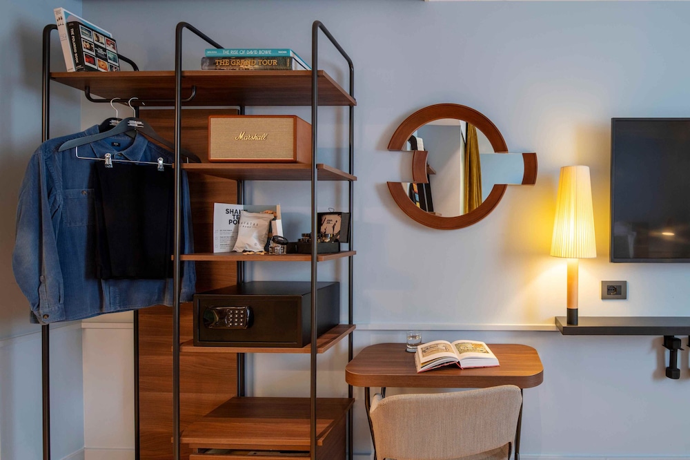 Urban Hive Milano — Hotel rooms in Milan, Lombardy