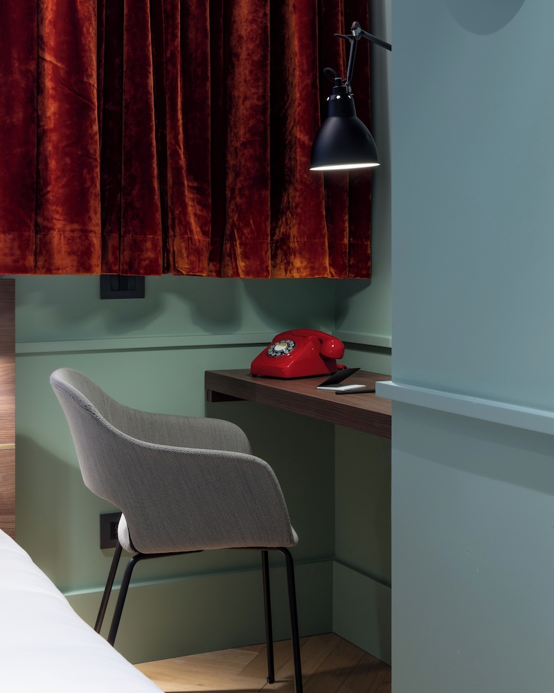 Urban Hive Milano — Hotel rooms in Milan, Lombardy