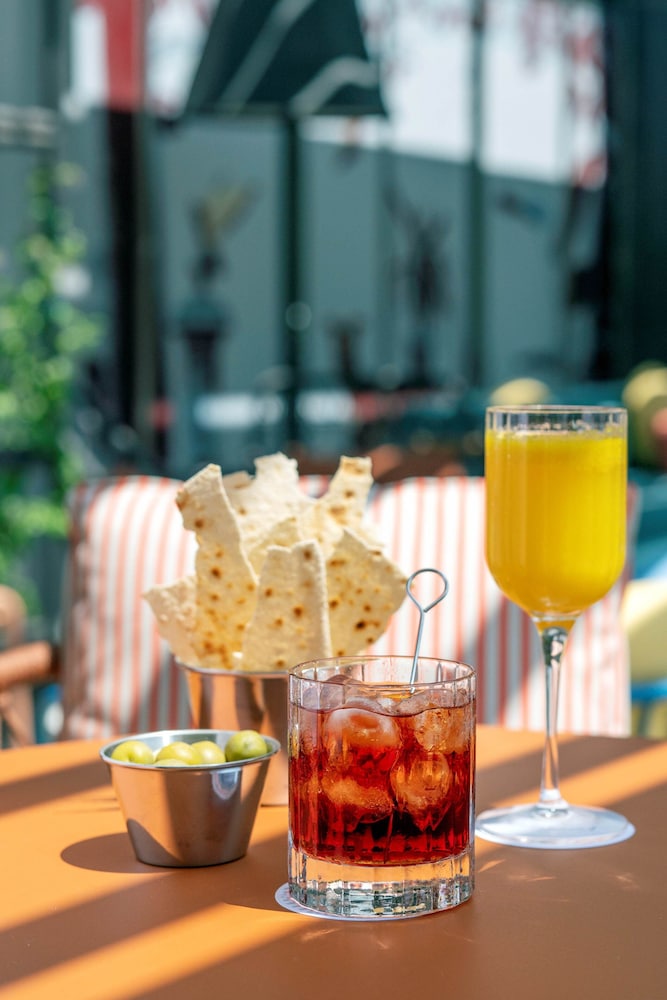 Urban Hive Milano — Restaurant & bars in Milan, Lombardy
