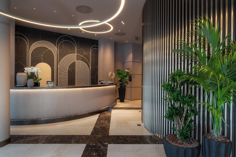 Crowne Plaza Milan City by IHG — Hotel building in Milan, Lombardy