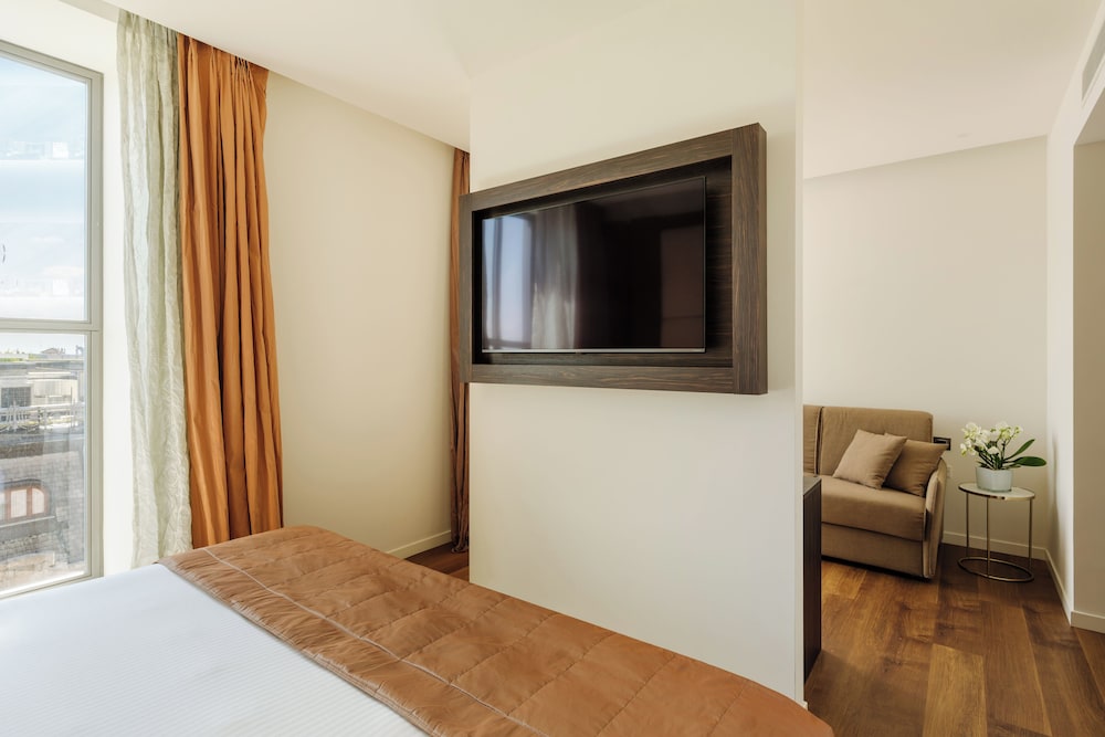 Hotel Dei Cavalieri Milano Duomo — Hotel rooms in Milan, Lombardy