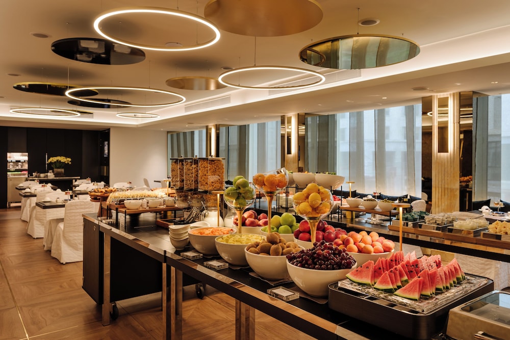 Hotel Dei Cavalieri Milano Duomo — Restaurant & bars in Milan, Lombardy