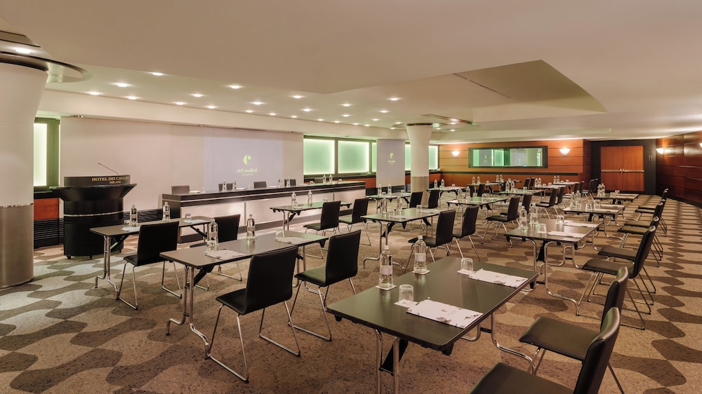 Hotel Dei Cavalieri Milano Duomo — Hotel building in Milan, Lombardy