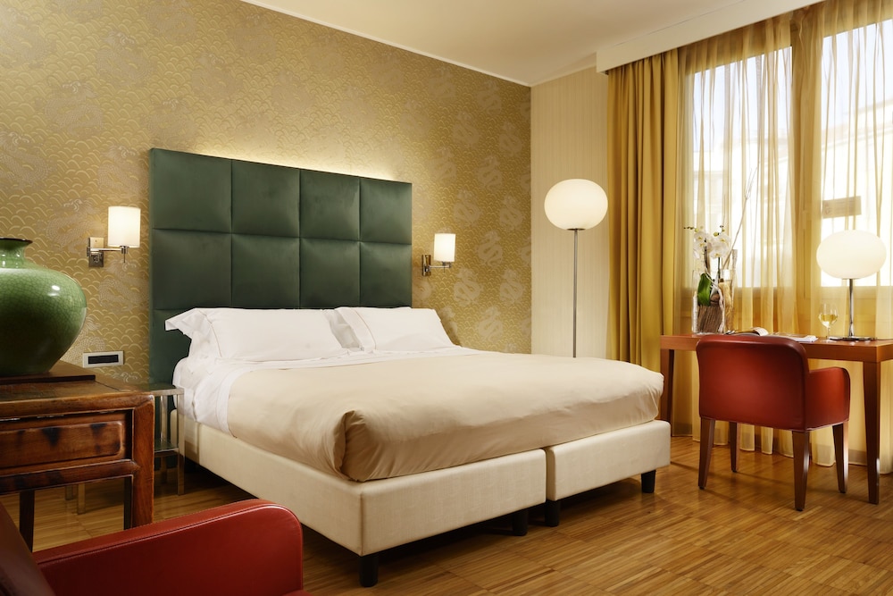 Enterprise Hotel — Hotel rooms in Milan, Lombardy