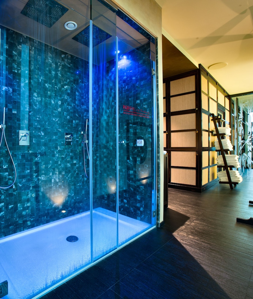 Enterprise Hotel — Spa in Milan, Lombardy