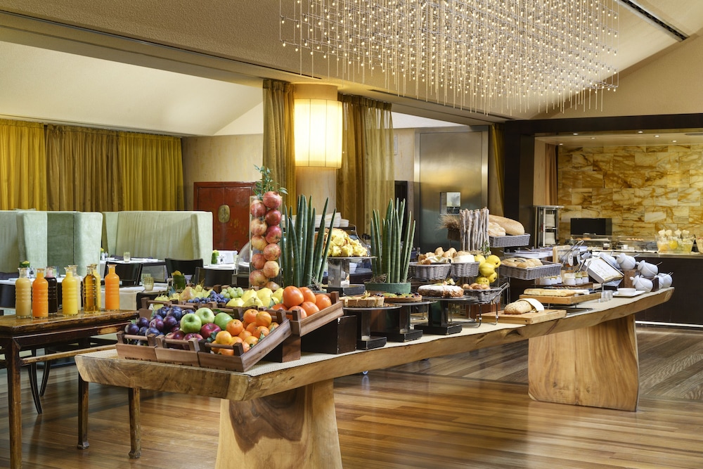 Enterprise Hotel — Restaurant & bars in Milan, Lombardy