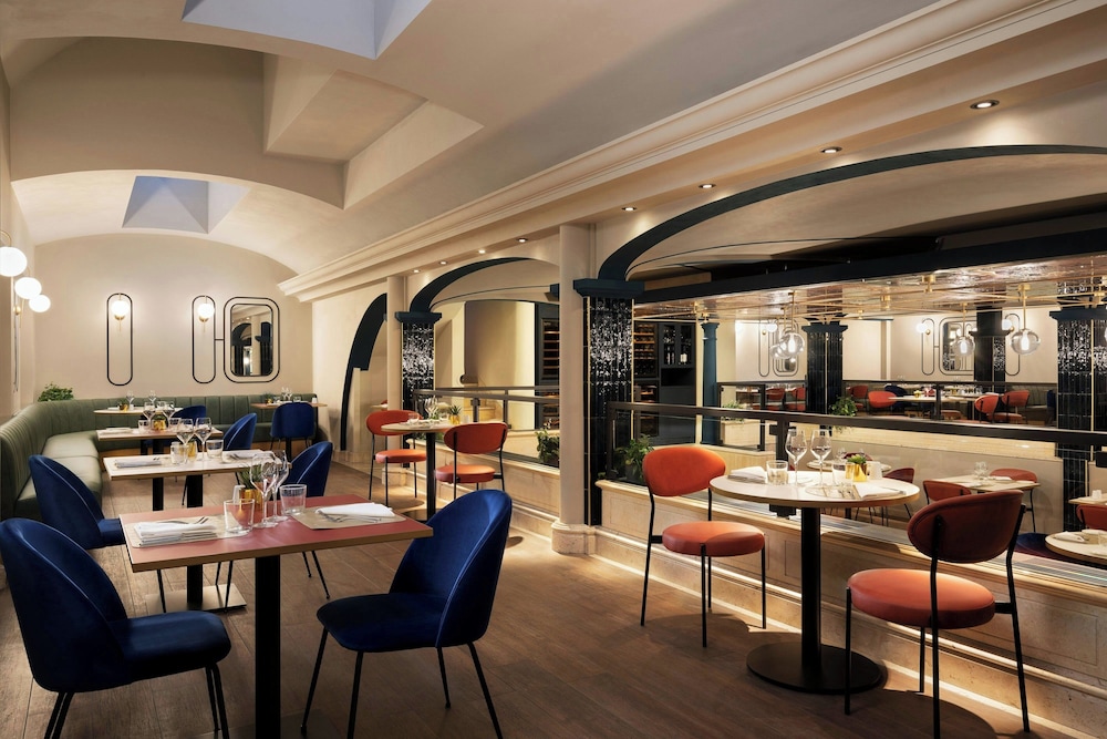 Duo Milan Porta Nuova, A Tribute Portfolio Hotel — Restaurant & bars in Milan, Lombardy