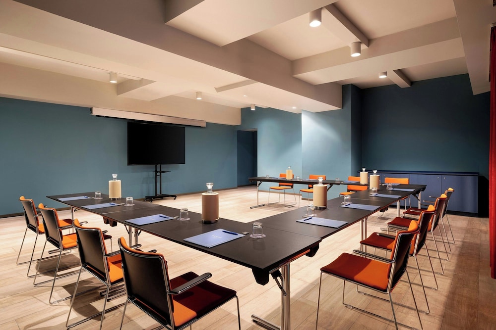 Duo Milan Porta Nuova, A Tribute Portfolio Hotel — Hotel building in Milan, Lombardy