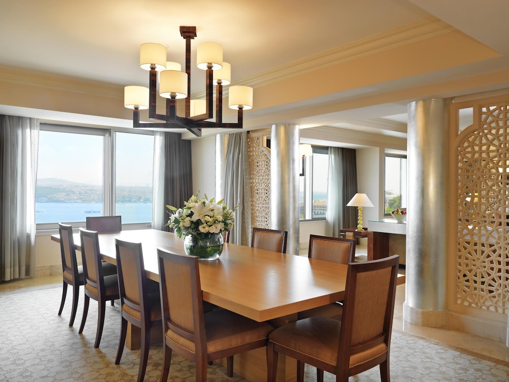 Grand Hyatt Istanbul — Restaurant & bars in Istanbul, Istanbul