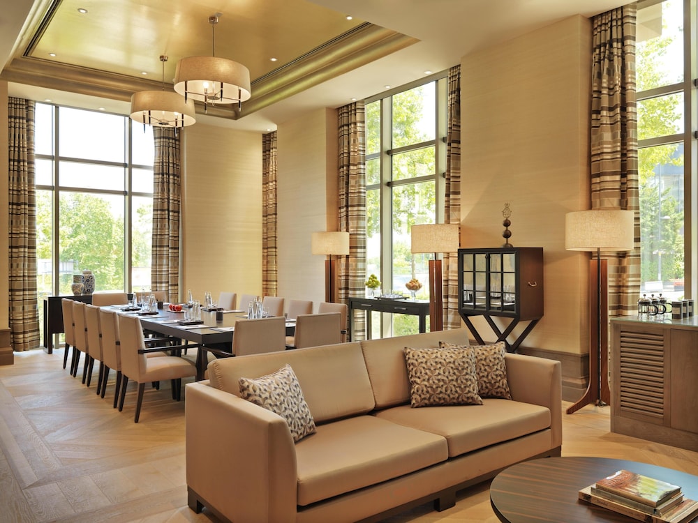 Grand Hyatt Istanbul — Restaurant & bars in Istanbul, Istanbul